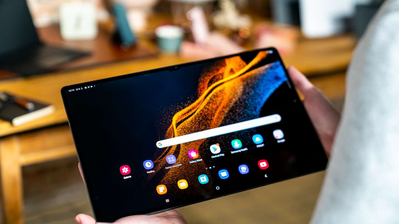 Galaxy Tab S8: Feb 2025 Update