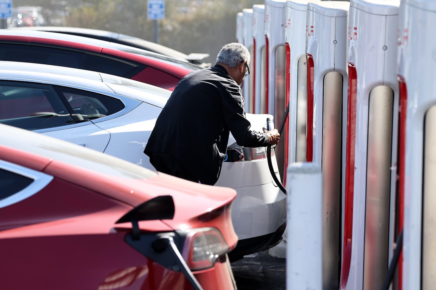 The federal government is getting rid of all the EV chargers installed on government property.