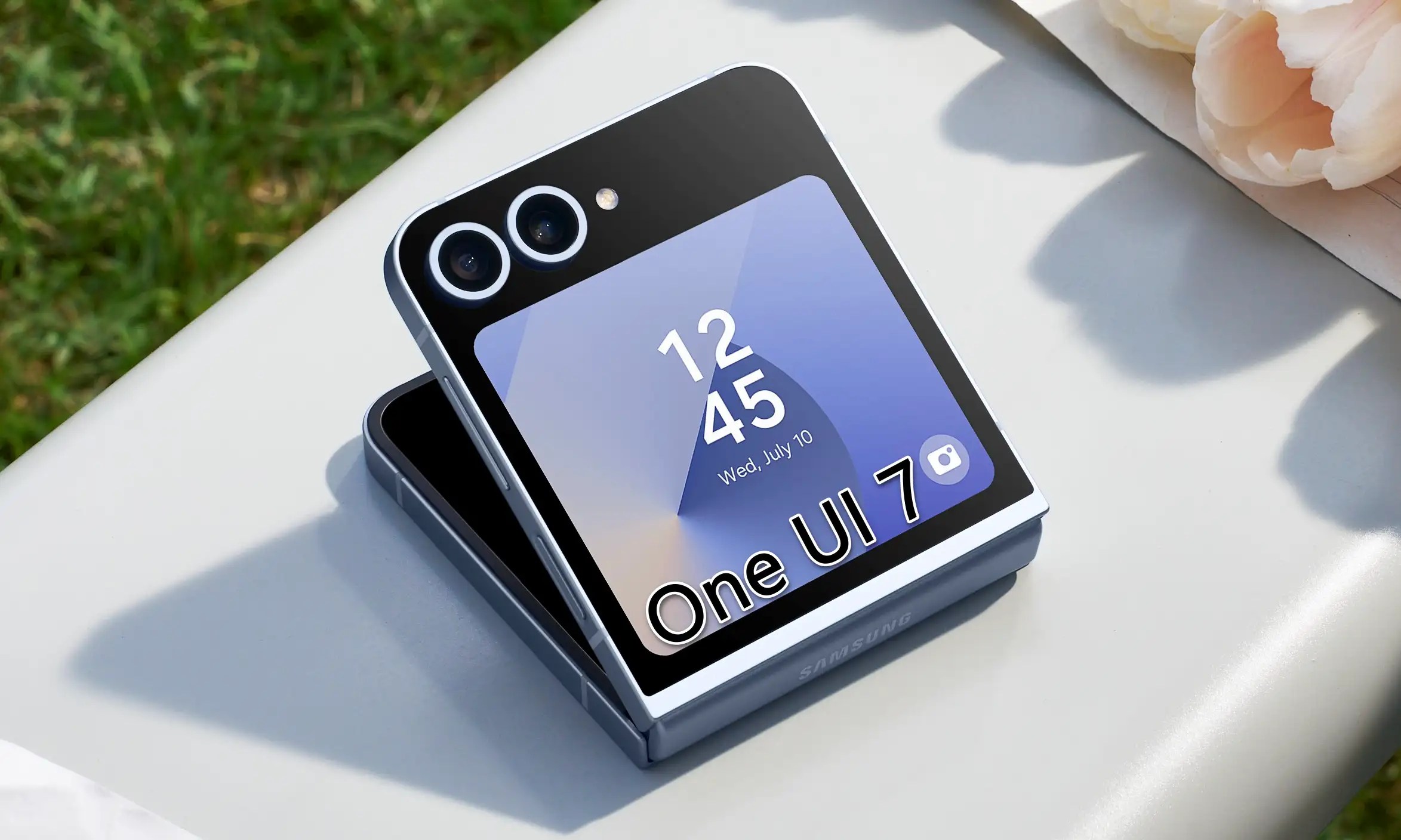 One UI 7 Boosts Flip Cover Display