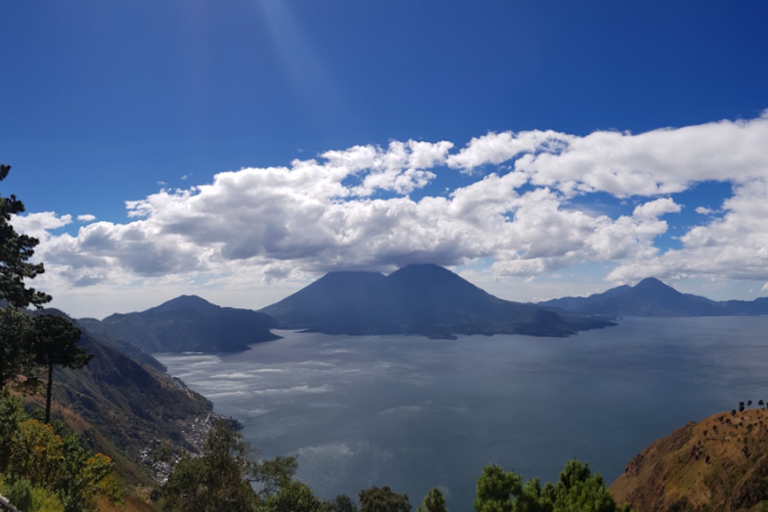 Image of the Atitlán caldera