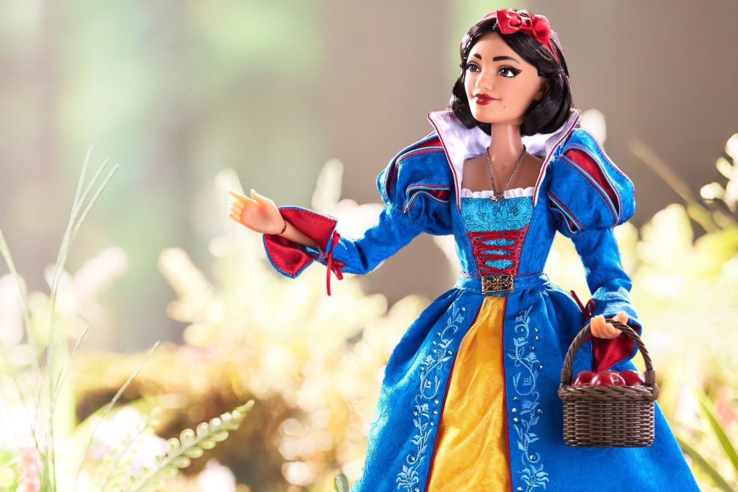 Snow White Prducts