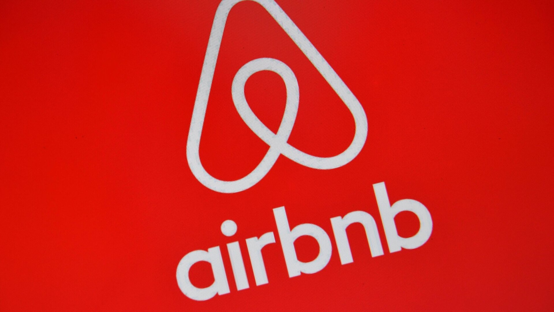 Airbnb logo