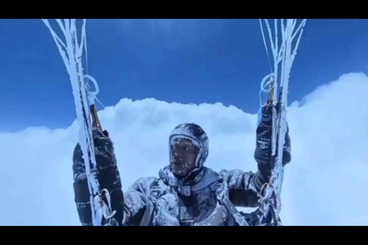 Screen capture of footage from Peng's camera