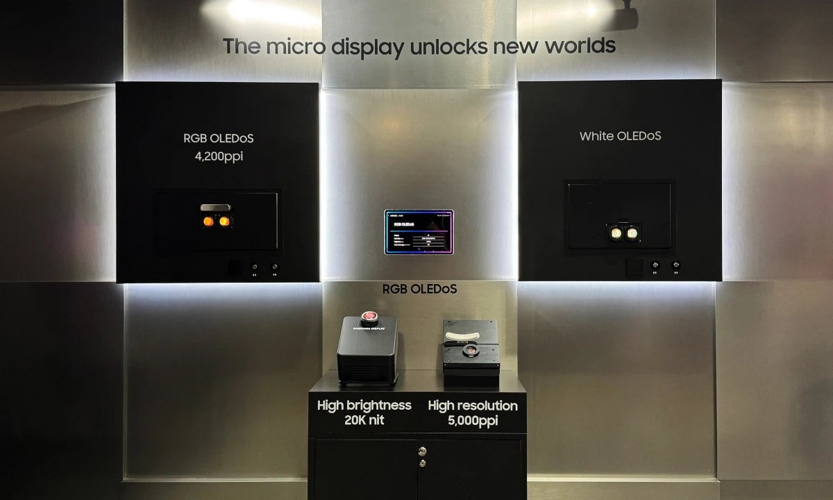 Samsung Unveils OLEDoS Panel for XR Headsets